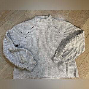 GAP Gray Knit Sweater XL